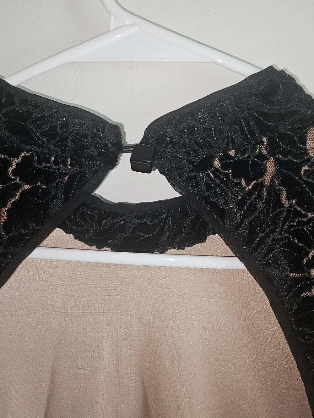 Free People Black Velvet Lace Open Back Mini Dress Mock Neck Size 8 - Picture 6 of 11